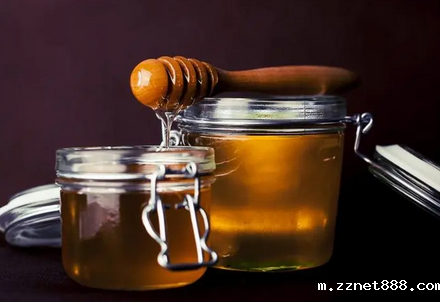 如何辨别市场上的假蜂蜜？